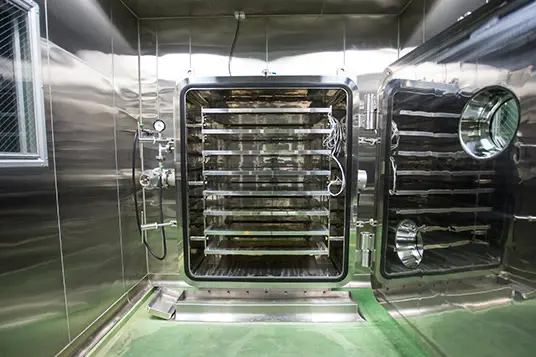 Vacuum dryer (SUS shelved)